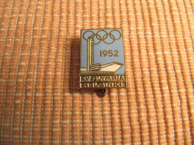 1952 XV Olympia Helsinki rintamerkki.