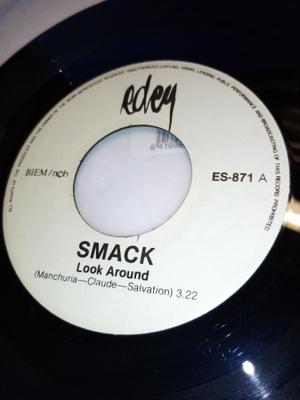 7" SMACK : Look around / Trust on you