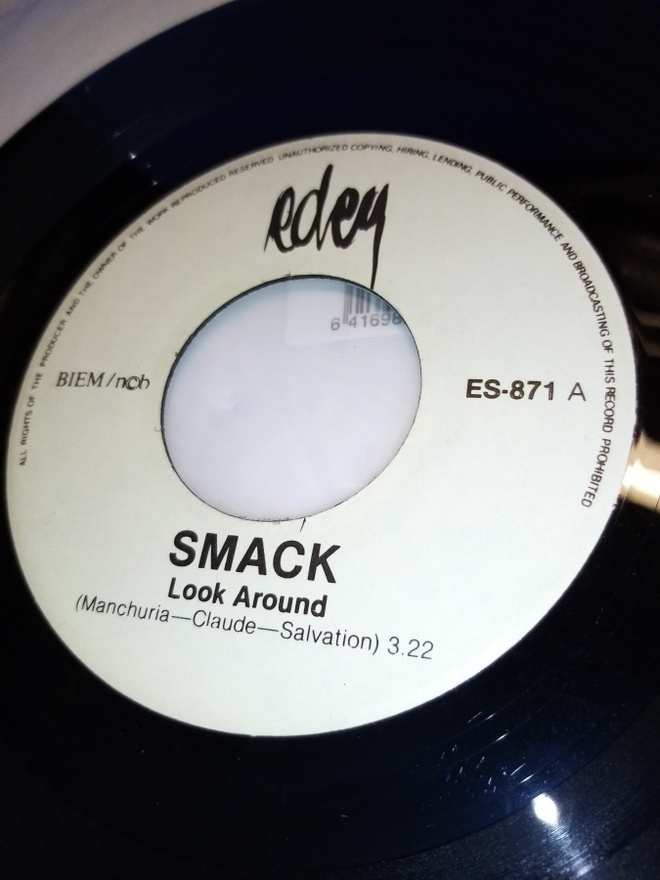 7" SMACK :  Look around / Trust on you