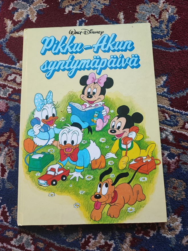 Pikku-Akun syntymäpäivä Disney