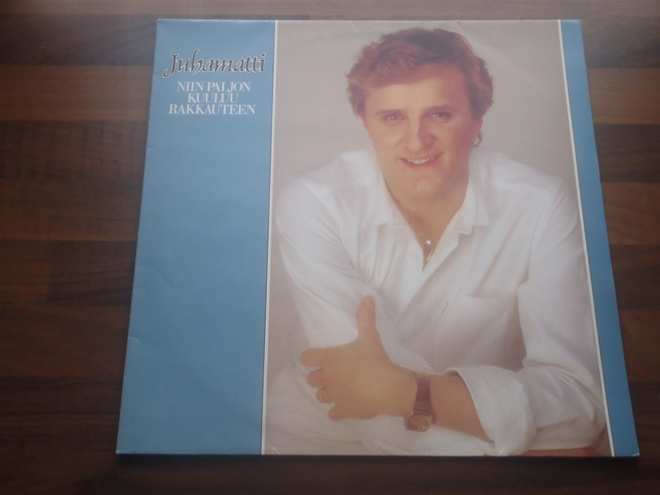 JUHAMATTI - NIIN PALJON KUULUU RAKKAUTEEN ( LP . VINYYLI )