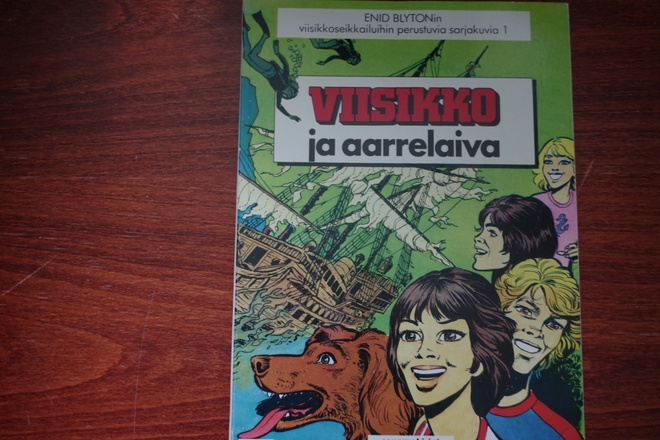 Enid Blyton: Viisikko ja aarrelaiva (1983)