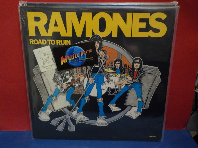 RAMONES - ROAD TO RUN 1ST -78 UK M-/EX+ LP