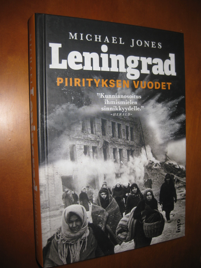 Leningrad : piirityksen vuodet  Jones, Michael 