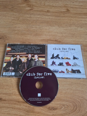 Club For Five-Ihmiset-NIMMAREILLA