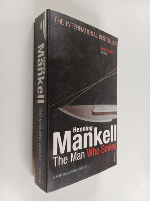 Henning Mankell : The man who smiled