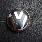 Volkswagen vannekeskiöt – Kromi-Musta – 65mm (4kpl sarja) - pikkukuva 1
