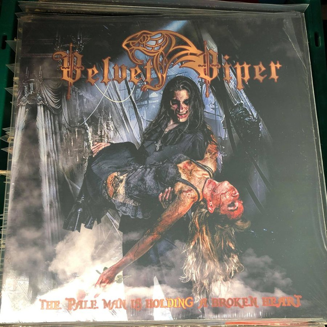 Velvet Viper - The Pale Man is Holding a Broken Heart