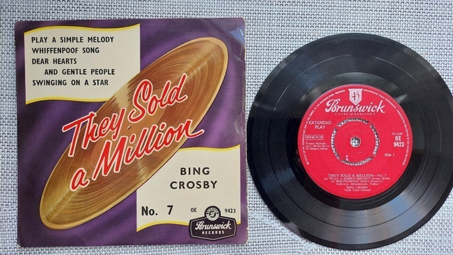 7" Bing Crosby: They Sold a Million No. 7