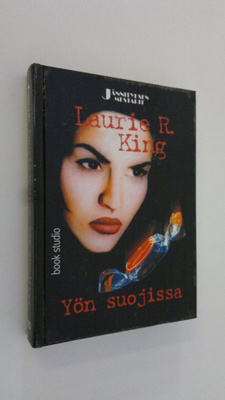 Laurie R. King : Yön suojissa