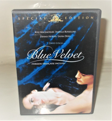BLUE VELVET