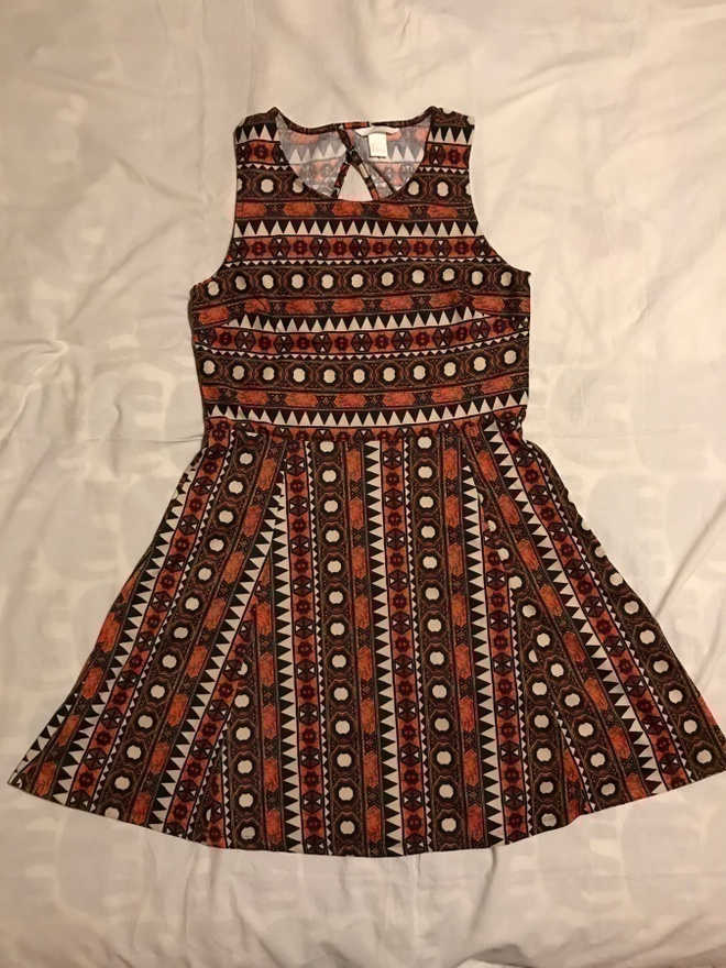 Mekko, koko L, H&M, käyttämätön