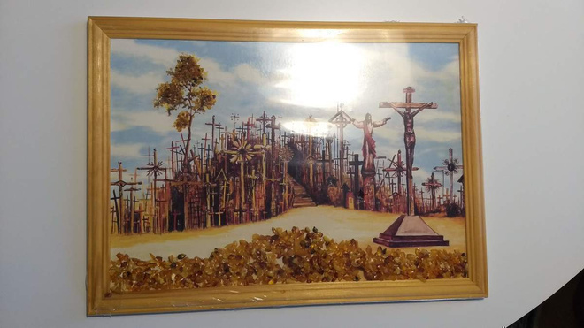 Meripihkataulu Liettuan Ristienmäeltä