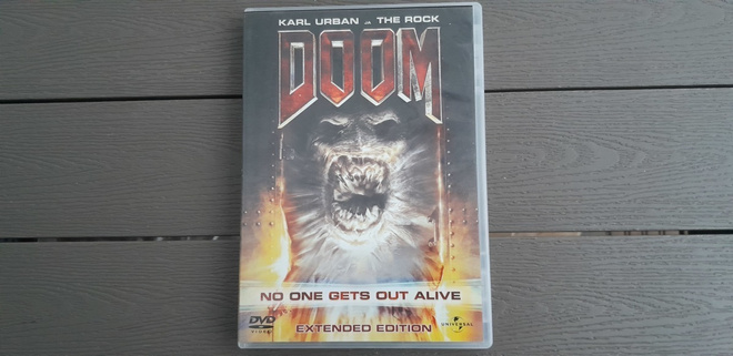 DVD: Doom - Extended Edition (Karl Urban, The Rock 2005)