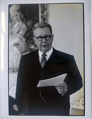 Pressikuva: Paasikivi (Lasse Pöysti)