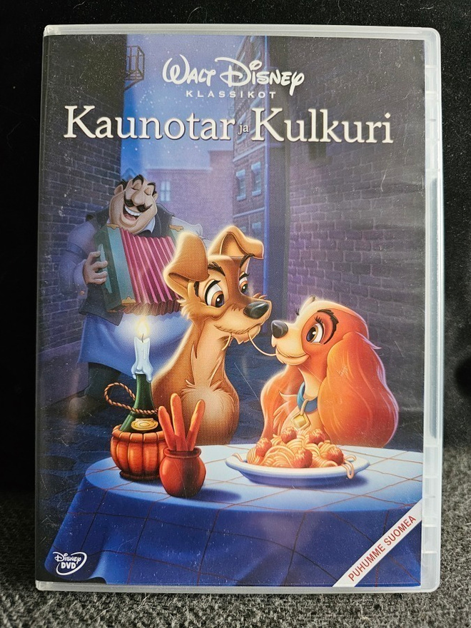 Kaunotar ja kulkuri (DVD) 15. Walt Disney klassikko