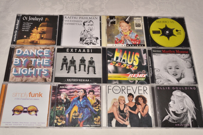 SEKALAISET MUSIIKKI CD-LEVYT 2,-€/kpl