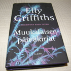 Elly Griffiths Muukalaisen päiväkirjat  -sid - pikkukuva 1