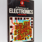 Samuel Handel : A dictionary of electronics - pikkukuva 1
