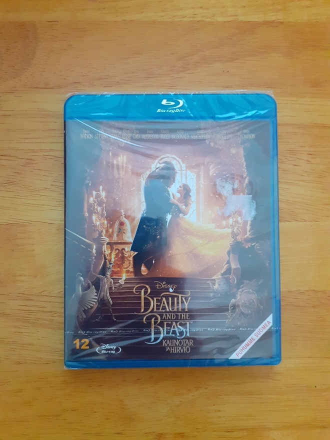 Kaunotar ja Hirviö BLU-RAY