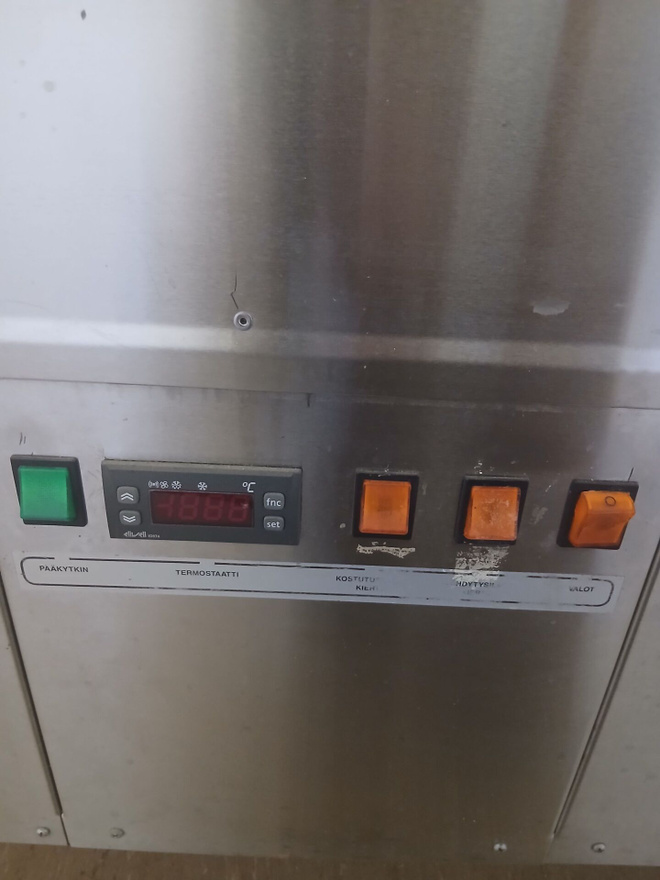 Pakkaskone Oy KD 1400C