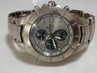 Miesten Festina Chronograph Titanium -kello