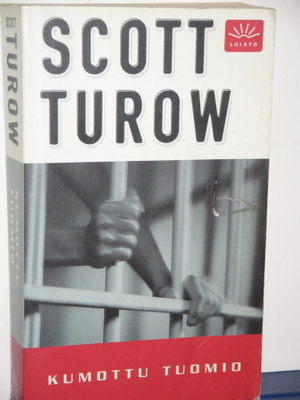 Scott Turow : KUMOTTU TUOMIO