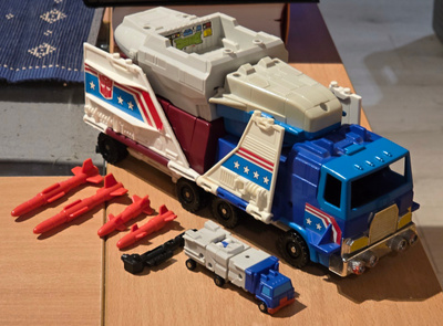 Transformers G1 BATTLEFIELD HEADQUARTERS (Micromasters) 1990