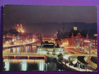 Zurich iltavalaistuksessa