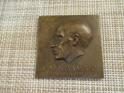T. M. Kivimäki 60 V mitali 1956 /Essi Renvall -56
