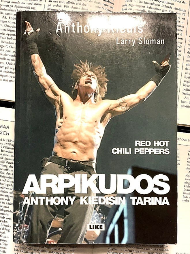 Anthony Kiedis; Larry Sloman - Arpikudos: Anthony Kiedisin..