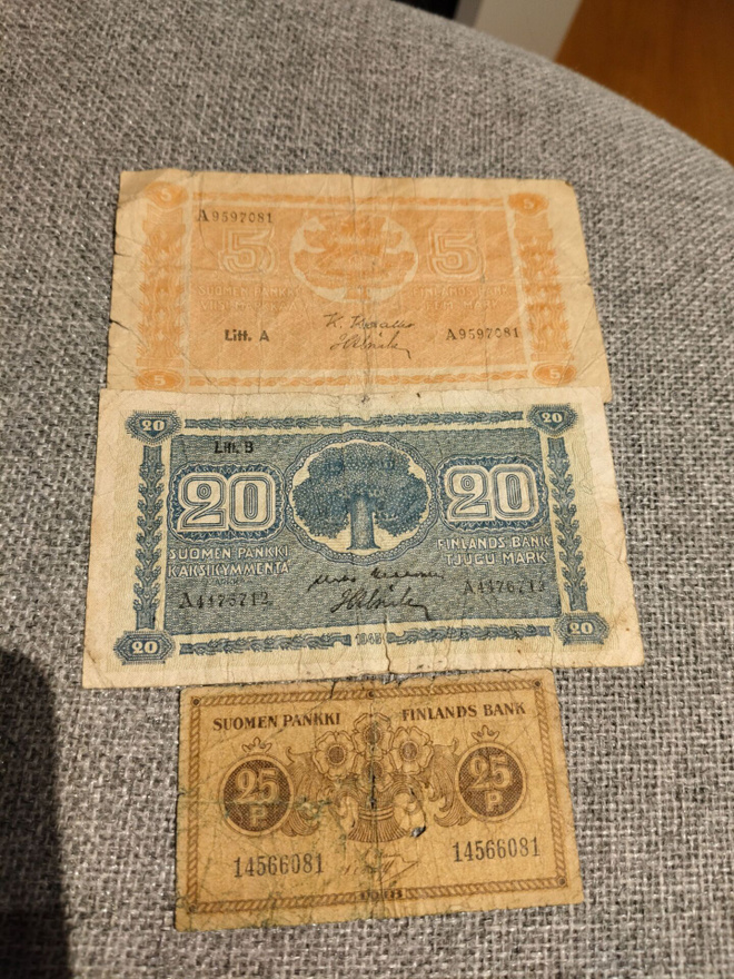 3 kpl suomalaisia seteleitä