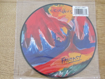 Levellers Fantasy 7 45 kuvalevy UK 1995