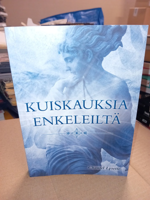 Lysette : Kuiskauksia enkeleiltä ( SIS POSTIKULU  )