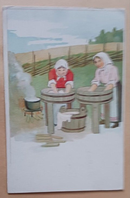 Leidit pyykillä, padassa vettä ja saavi täynnä, p. 1918