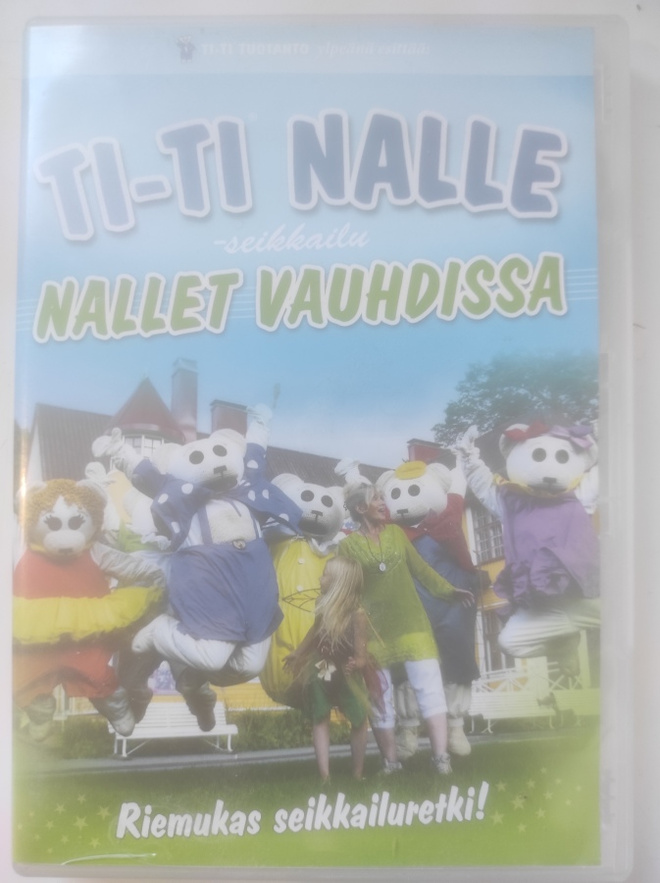 Ti-Ti Nalle - Nallet vauhdissa