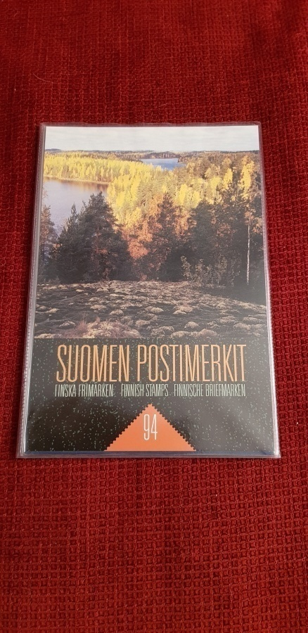 SUOMEN POSTIMERKIT  ( 1994 )
