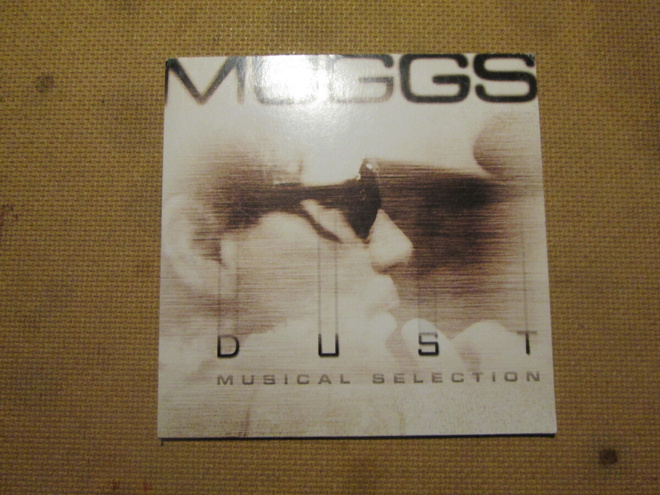 Muggs: Dust CDS
