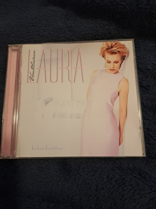 Laura Voutilainen Kaksi karttaa cd