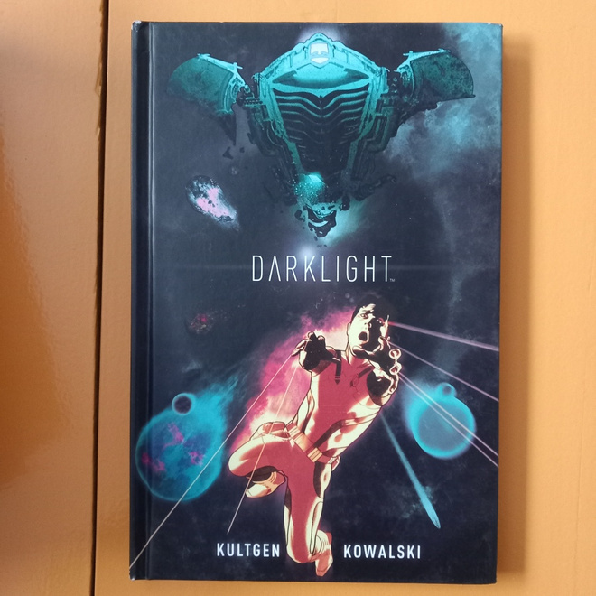Darklight by Chad Kultgen (Author), Piotr Kowalski (Artist)