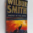 Wilbur Smith ym. : Shout at the Devil - pikkukuva 1