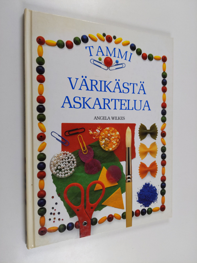 Angela Wilkes : Värikästä askartelua