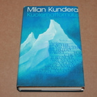 Milan Kundera - Kuolemattomuus - pikkukuva 1
