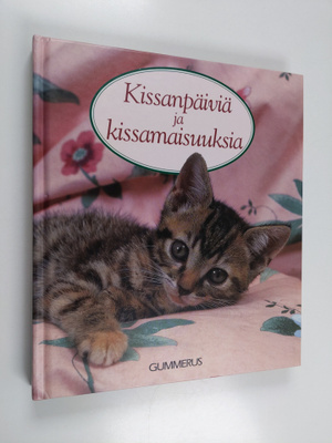 Joan Moore : Kissanpäiviä ja kissamaisuuksia