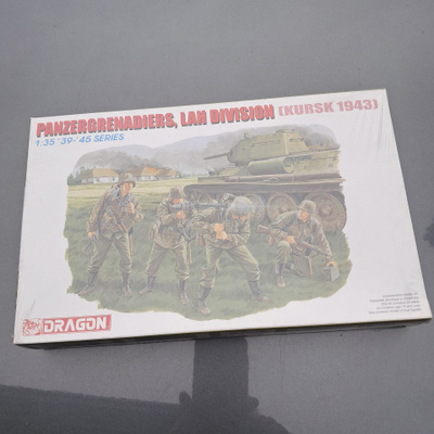 Dragon 1/35 Panzer Grenadiers LAH div.