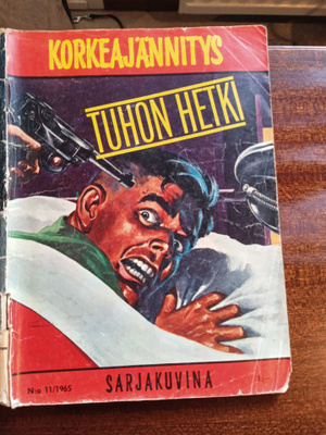 SARJAKUVA LEHTI: KORKEAJÄNNITYS : TUHON HETKI