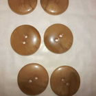 Vaaleanruskea 14mm , puunnäköinen 19mm ja ruskea 14mm nappi - pikkukuva 3