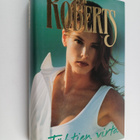 Nora Roberts : Tähtien virta - pikkukuva 1