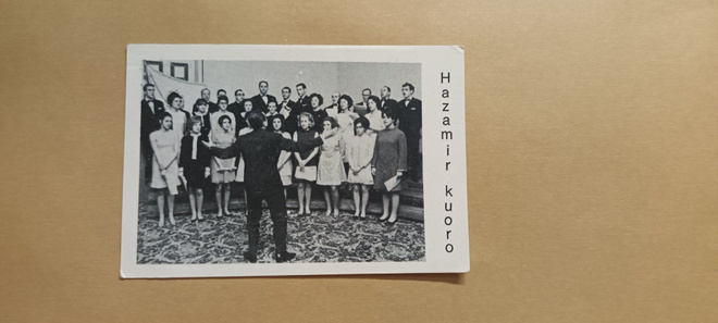 Hazamir kuoro. Balalaikka.