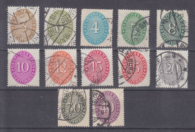 Saksa Dienst 1927-33  Mi 114-127 väliltä